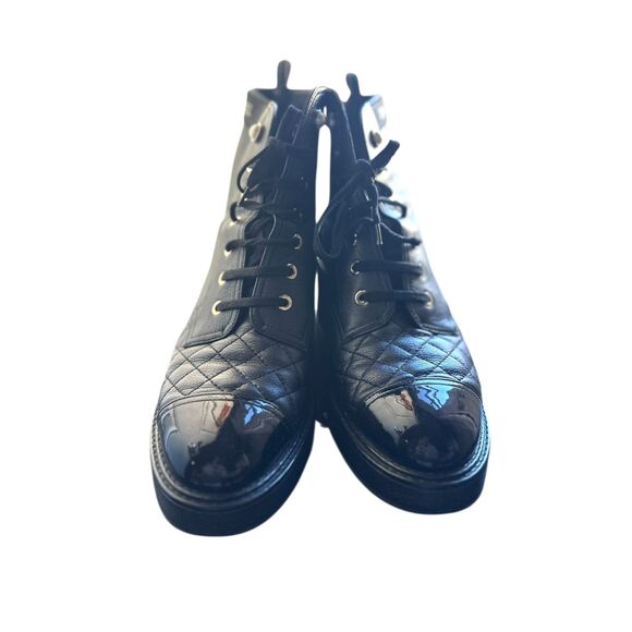 CHANEL Logo Pearl Quilted Leather Lace Up Combat Boots Black w Box 39.5 - Picture 5 of 7